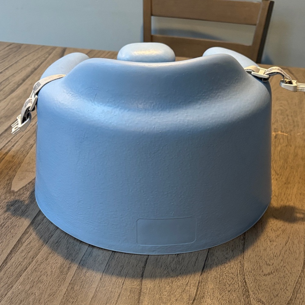 Bumbo Baby Seat with Nuby Tray - Picture 5 of 10